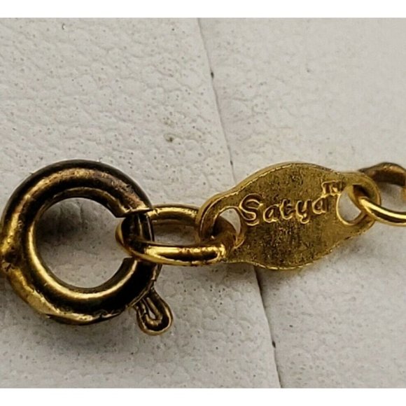 Necklace Gold Plated Satya Pendant 18" - Picture 12 of 12